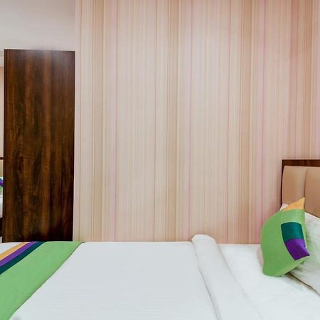 Hotel Treebo Trend Sindhura Grand Hajdarabad Zewnętrze zdjęcie