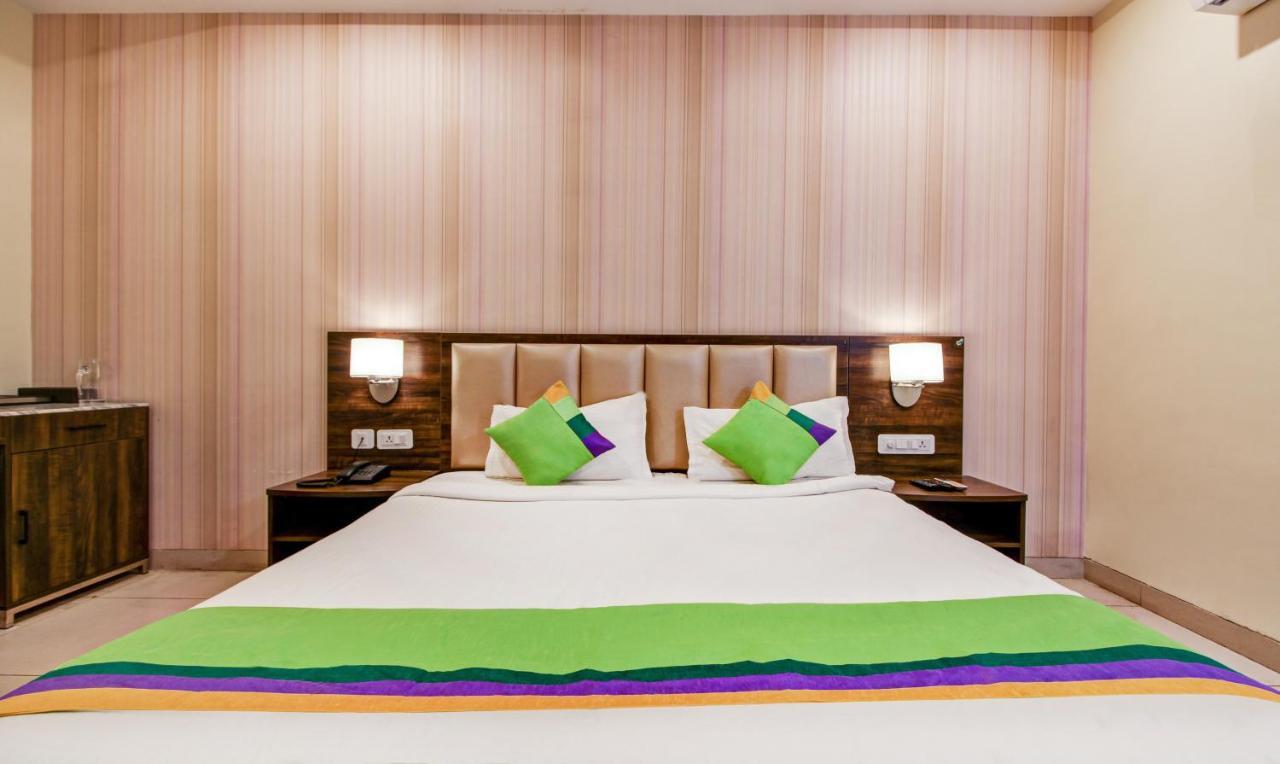 Hotel Treebo Trend Sindhura Grand Hajdarabad Zewnętrze zdjęcie